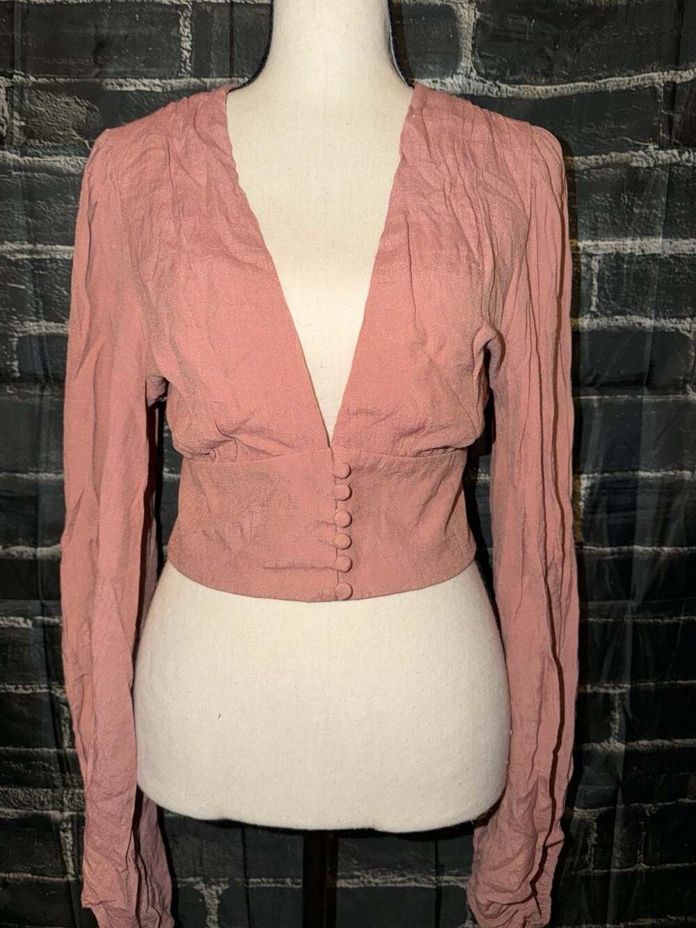 White Fox Boutique Long Sleeve V-Neck Button-Up Cropped Top